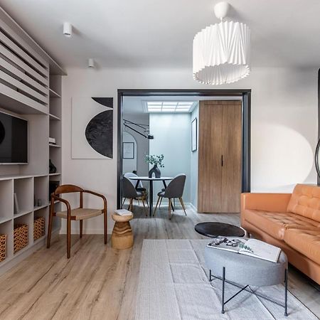 Apartmán Downtown Story By Urbanesq Bukurešť Exteriér fotografie